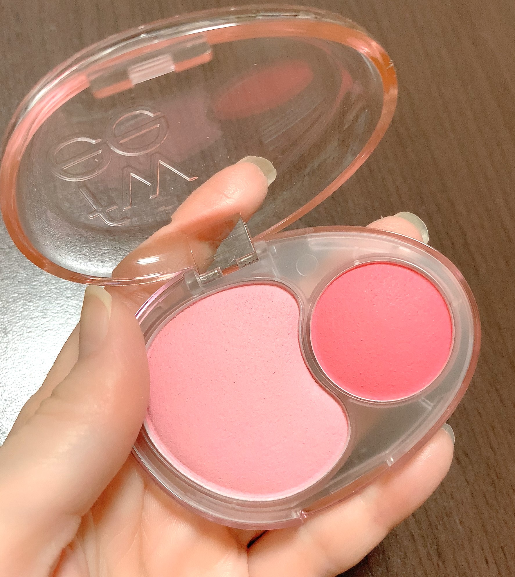 デュアルチークメロウ/fwee/ジェル・クリームチークを使ったクチコミ（2枚目）