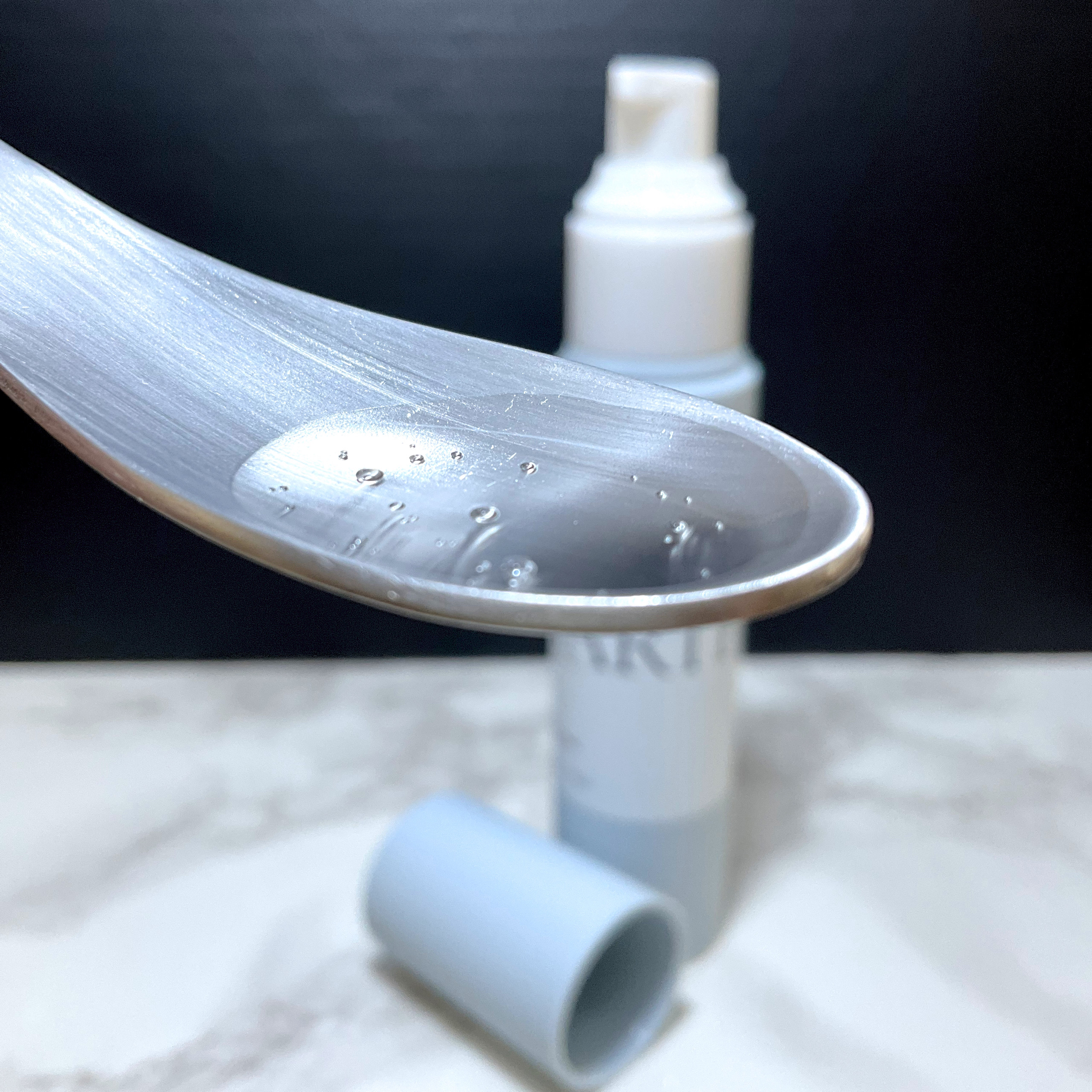 スリーク&シャイン　ヘアオイル/NARTH/ヘアオイルを使ったクチコミ（2枚目）