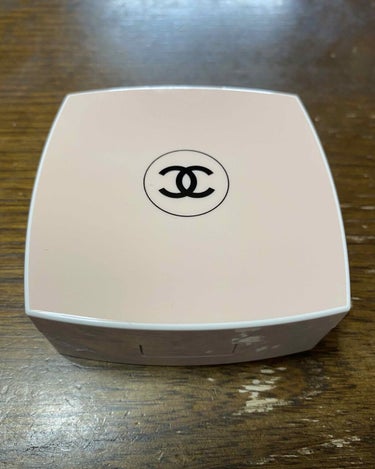 CHANEL ル ブラン トーン-アップ ロージー タッチのクチコミ「CHANELの限定品の
ルブラン  トーンアップ ロージー タッチ です♪

11ｇ  750.....」（2枚目）