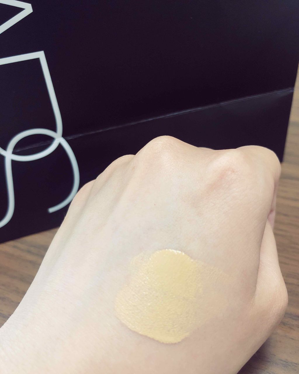 ナチュラルラディアント ロングウェアファンデーション/NARS/リキッドファンデーションを使ったクチコミ(2枚目)