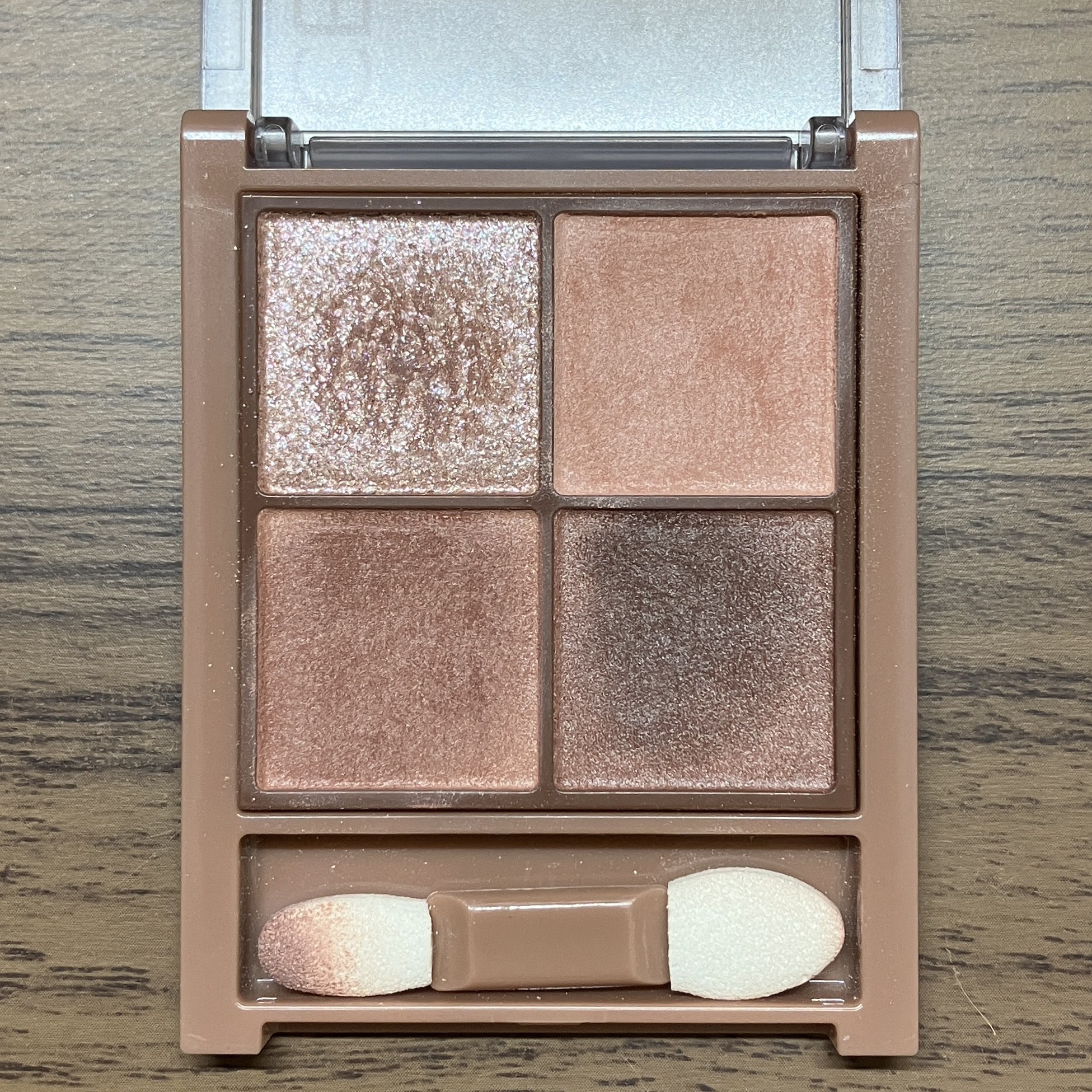 ビタートーンアイシャドウ/CEZANNE/パウダーアイシャドウを使ったクチコミ（3枚目）