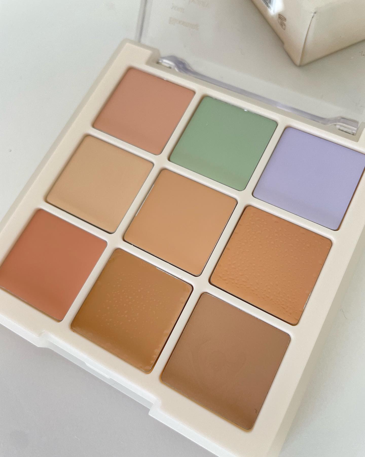プロコンシーラーパレット/dasique/パレットコンシーラーを使ったクチコミ（2枚目）