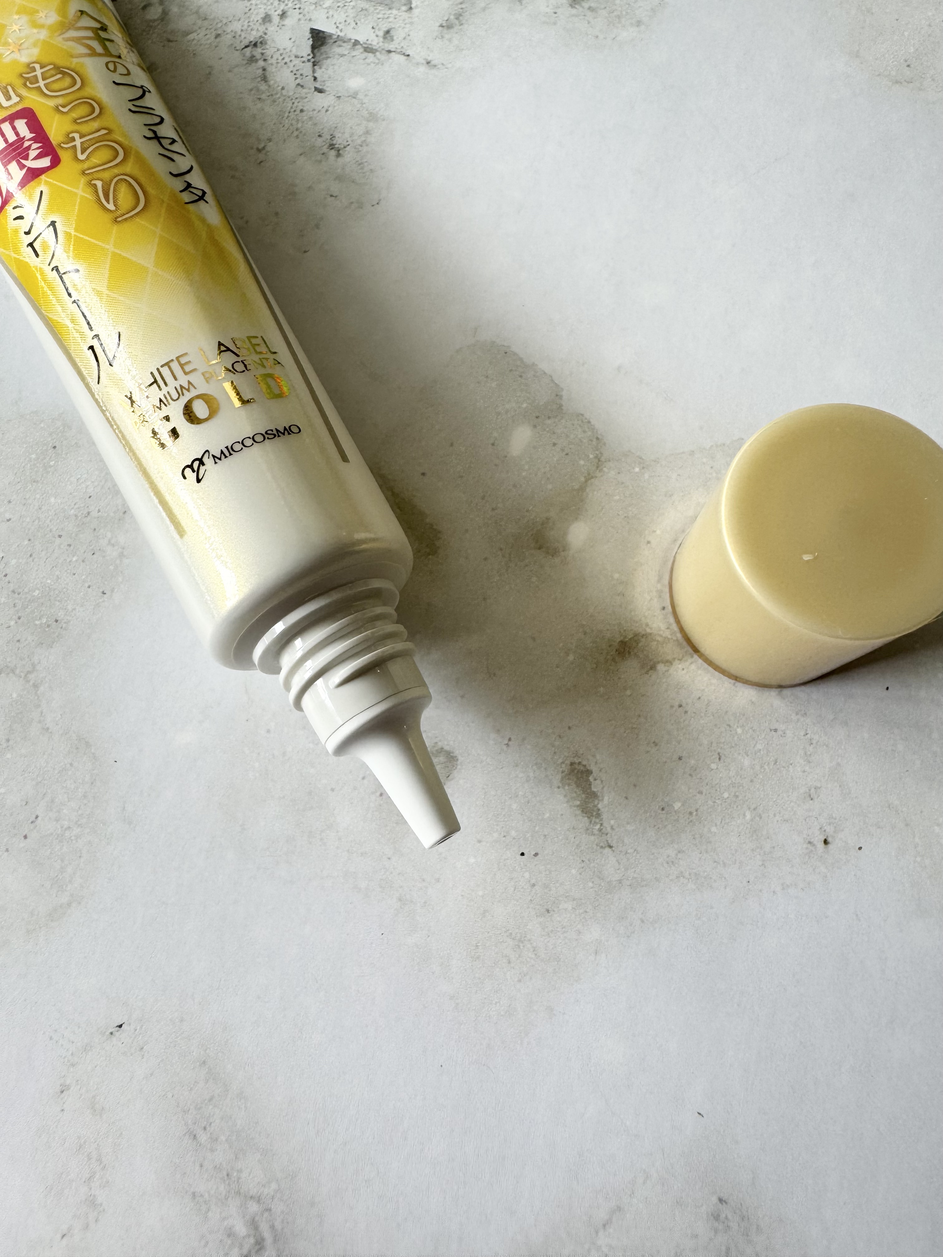 金のプラセンタもっちり白肌濃シワトール/ホワイトラベル/アイケア・アイクリームを使ったクチコミ（2枚目）