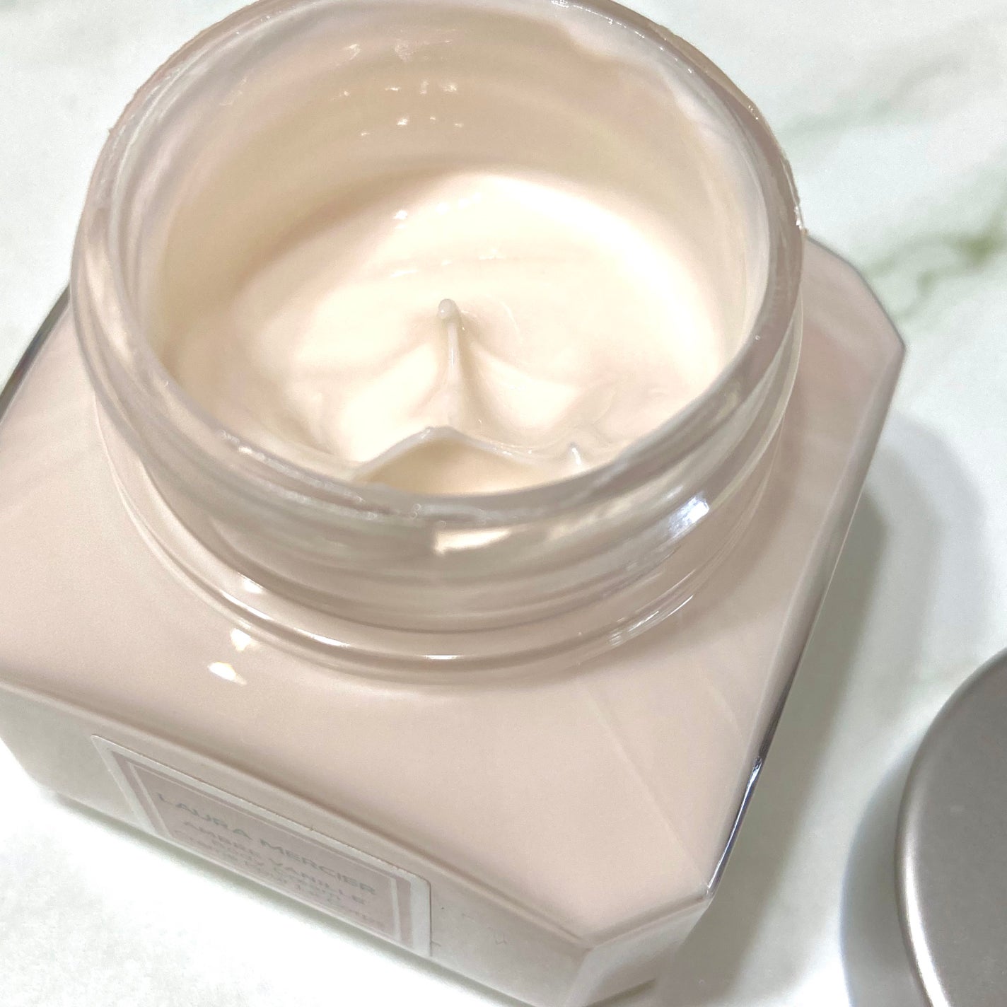 ホイップトボディクリーム アンバーバニラ/ローラ メルシエ/ボディクリームを使ったクチコミ(3枚目)