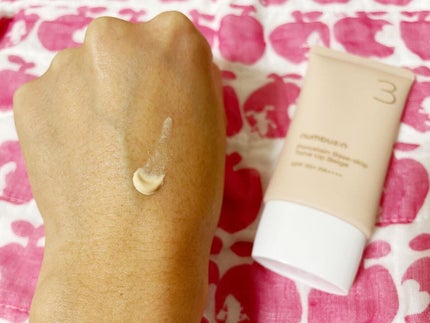 3番 ノーファンデ陶器肌トーンアップクリーム/numbuzin/化粧下地を使ったクチコミ(2枚目)