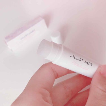 JILL STUART ジルスチュアート エンジェル オイルバーム スティックのクチコミ「ジルスチュアート 
エンジェルオイルバーム スティック
〈バームクリーム〉3.3ｇ

リピート.....」（2枚目）