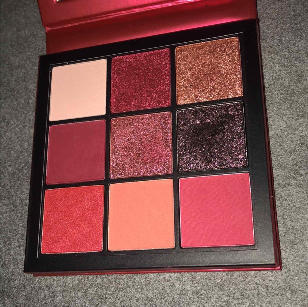 Obsessions Eyeshadow Palette/Huda Beauty/アイシャドウパレットを使ったクチコミ(2枚目)