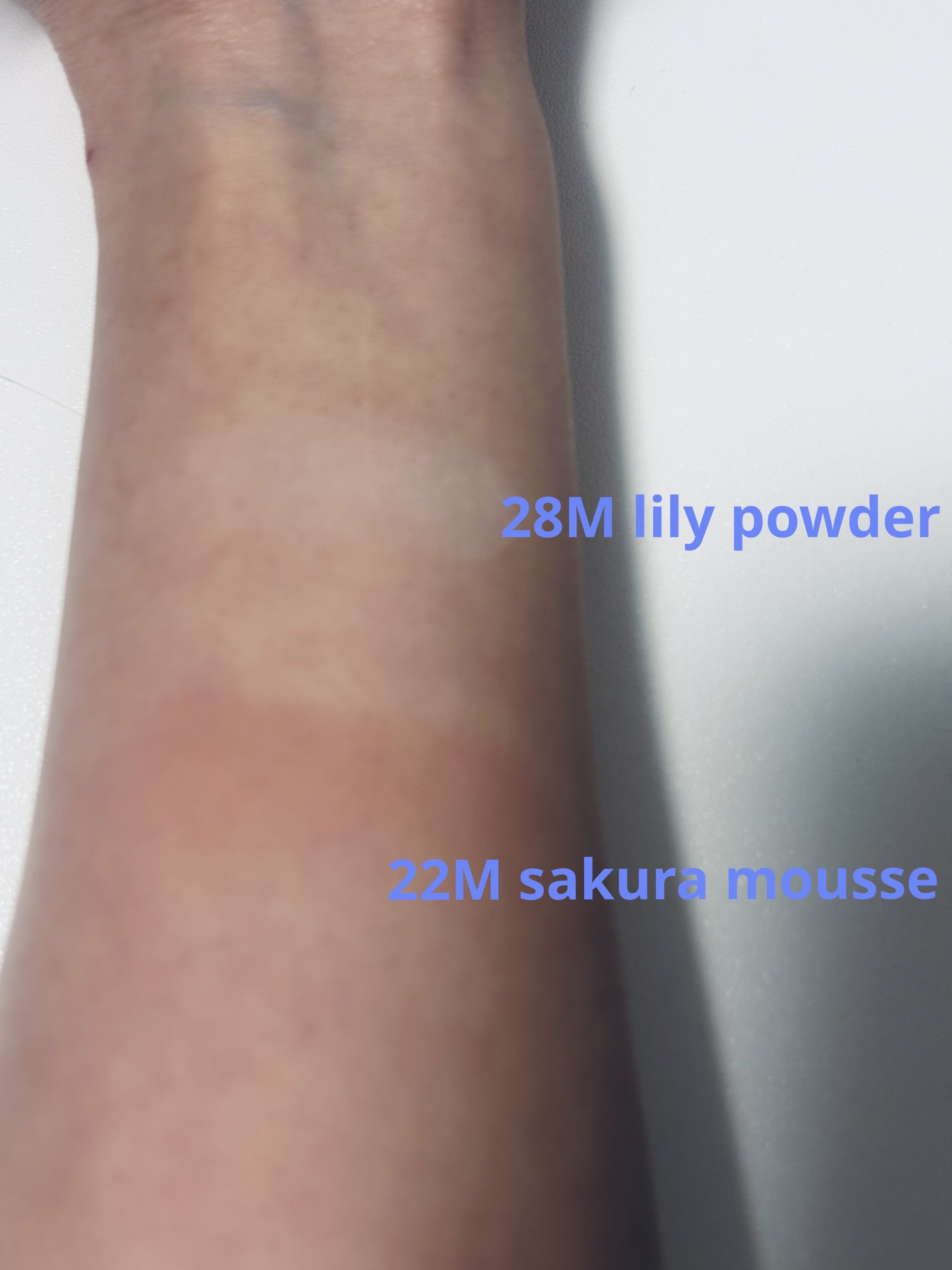 アイグロウジェム スキンシャドウ 28M lily powder/DECORTÉ/ジェル・クリームアイシャドウを使ったクチコミ（3枚目）