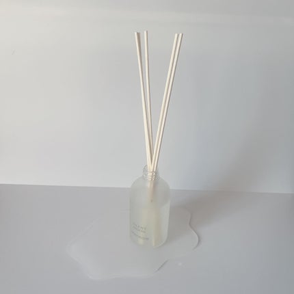 リードディフューザー サイレントムーン/アロマブルーム/ルームフレグランスを使ったクチコミ(3枚目)