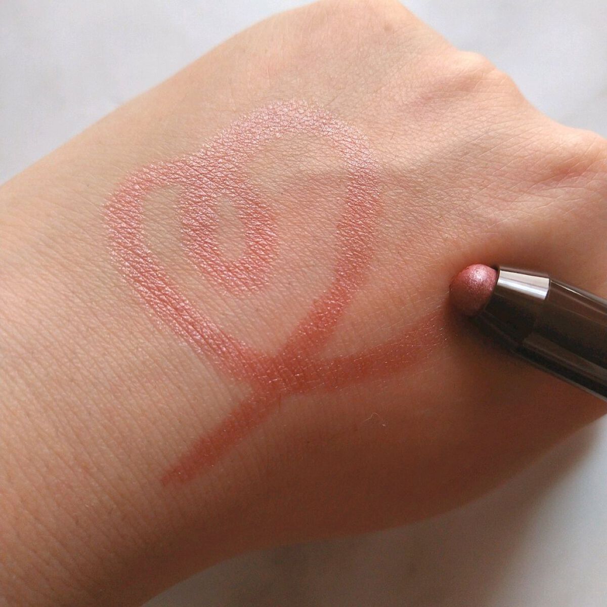 グリームオンフィットシャドウ/excel/スティックアイシャドウを使ったクチコミ（2枚目）