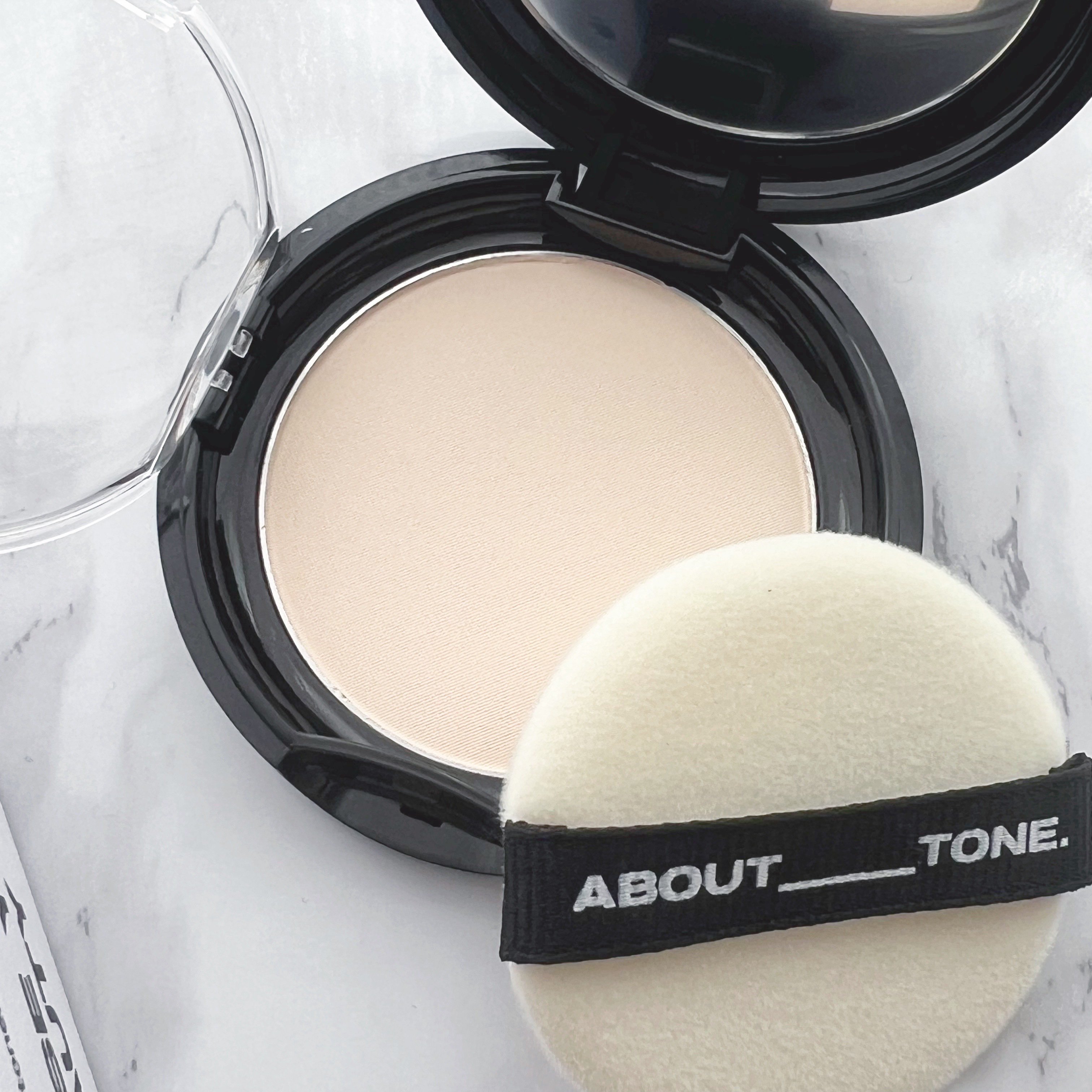 ブラーパウダーパクト/ABOUT TONE/プレストパウダーを使ったクチコミ（2枚目）