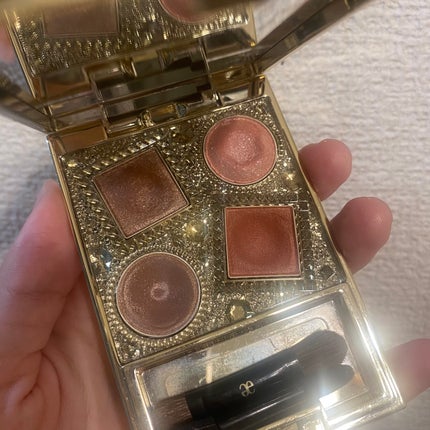 エレガンス ヌーヴェル アイズ/Elégance/アイシャドウパレットを使ったクチコミ(1枚目)