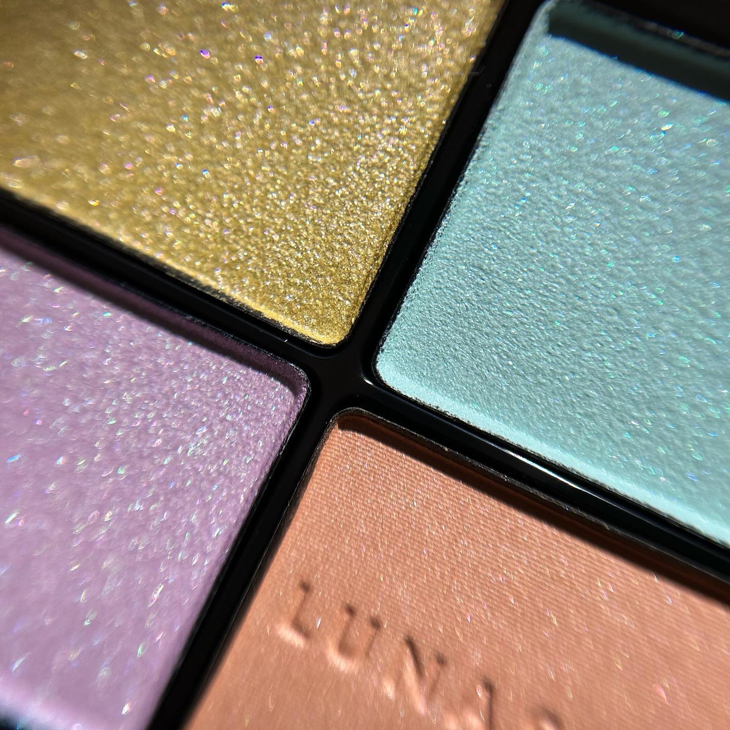 アイカラーレーション EX30 Mermaid Rhapsody/LUNASOL/アイシャドウパレットを使ったクチコミ（2枚目）