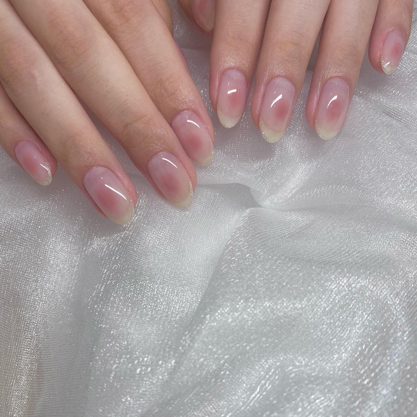 kanna on LIPS 「・・・控えめチークネイル💋💓ストーンが付けられない代わりに先端..」(1枚目)