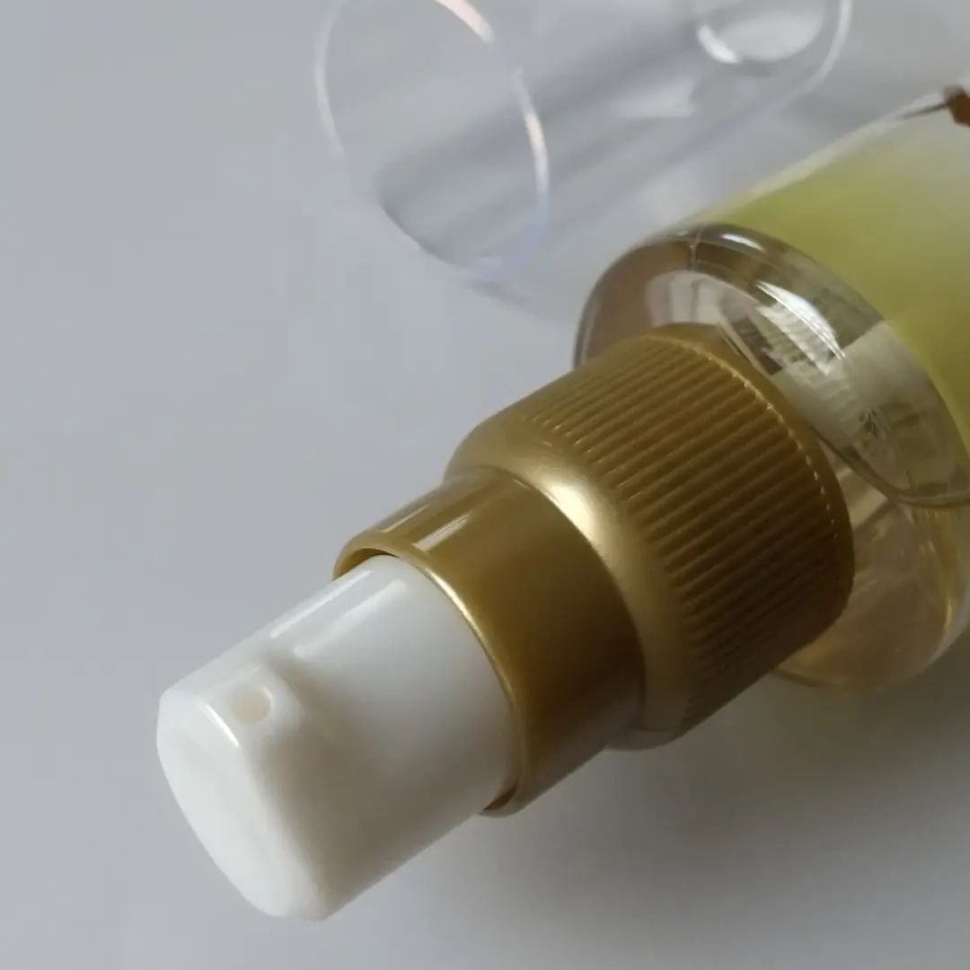 スーパーリッチシャイン ダメージリペア とろとろ補修ヘアオイル/LUX/ヘアオイルを使ったクチコミ（3枚目）