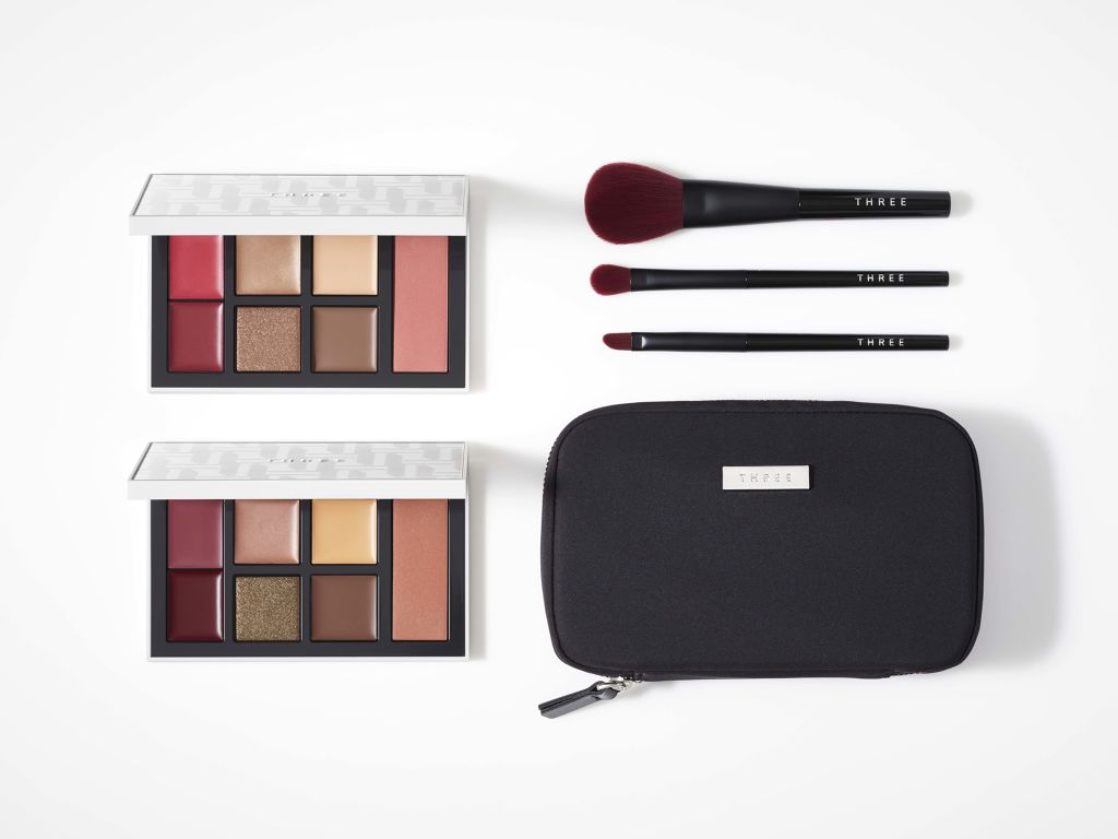 セレブレーションリベレーションパレット THREE