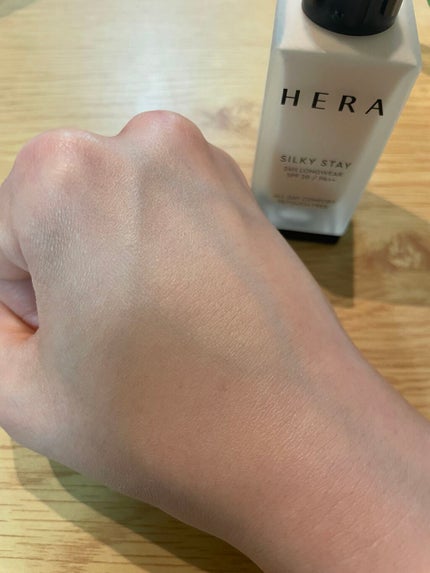 シルキーステイファンデーション/HERA/リキッドファンデーションを使ったクチコミ(4枚目)