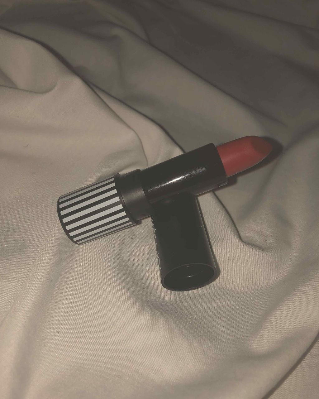 ディアマイ グロッシーティントリップトーク/ETUDE/リップグロスを使ったクチコミ（2枚目）