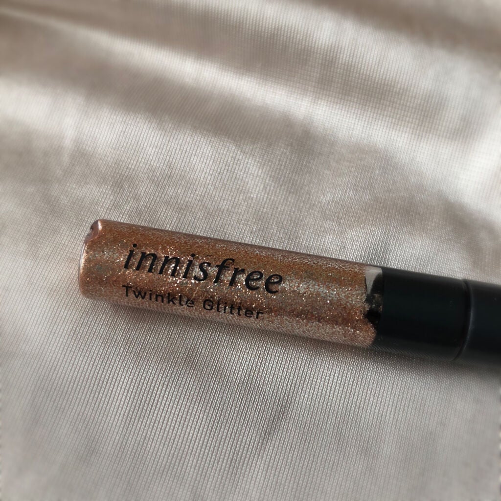トゥインクル グリッター/innisfree/リキッドアイライナーを使ったクチコミ(2枚目)