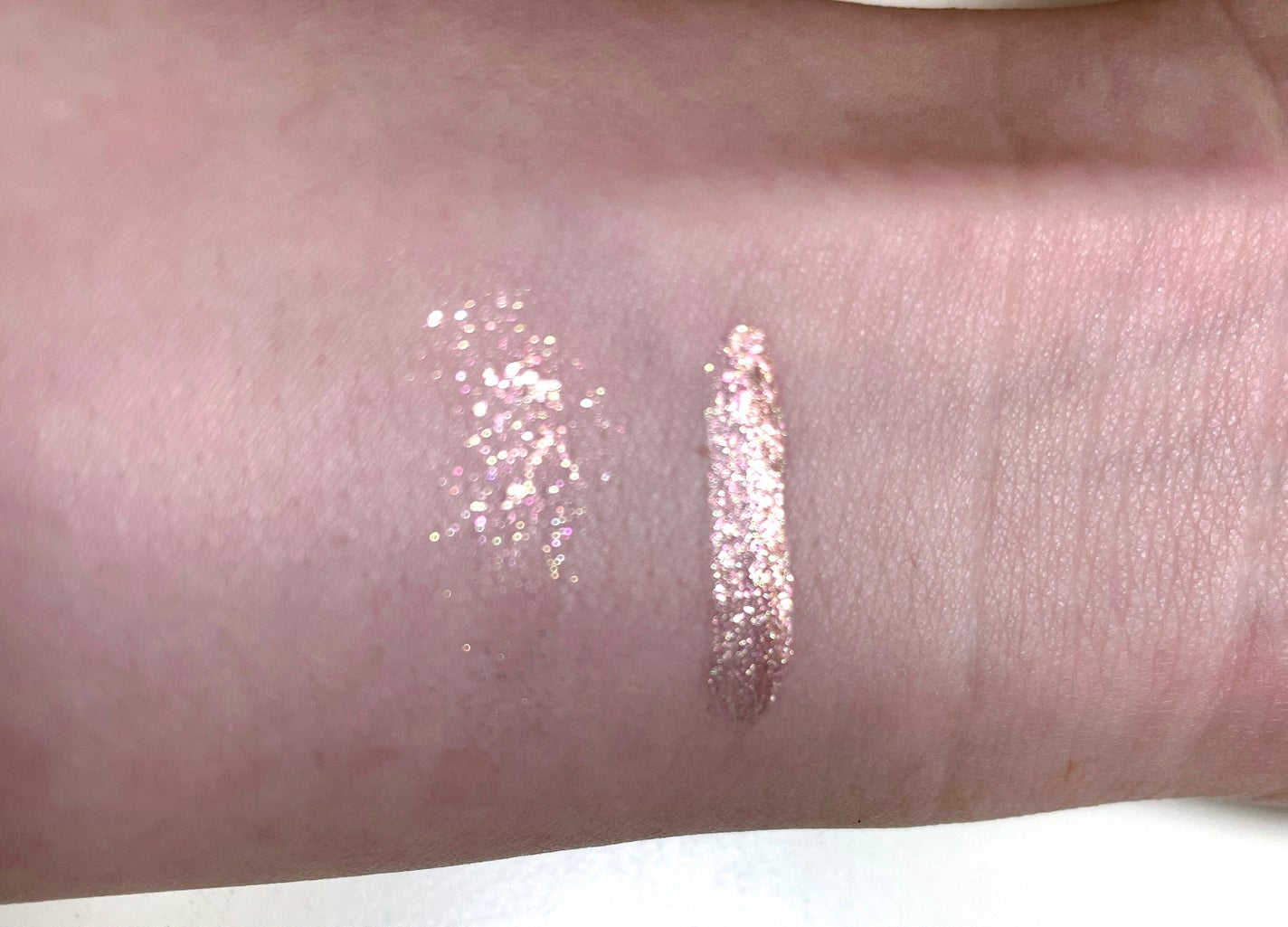 ザ リキッド アイシャドウ ウルトラスパークル/ADDICTION/リキッドアイシャドウを使ったクチコミ(3枚目)