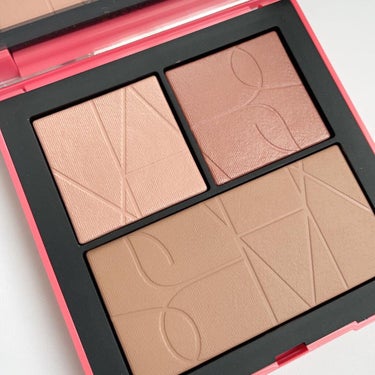 NARS プレジャートリップ チークパレットのクチコミ「.
NARS
#プレジャートリップチークパレット 

最近物欲ない中、欲しいな！と思ったハイラ.....」（2枚目）