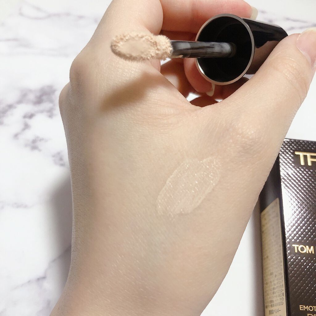 エモーションプルーフ アイ プライマー/TOM FORD BEAUTY/アイシャドウベースを使ったクチコミ(3枚目)