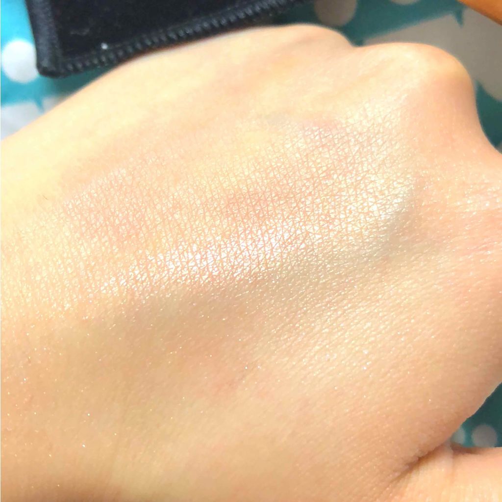 サハリエンヌ フェイスパウダー/YVES SAINT LAURENT BEAUTE/プレストパウダーを使ったクチコミ(2枚目)