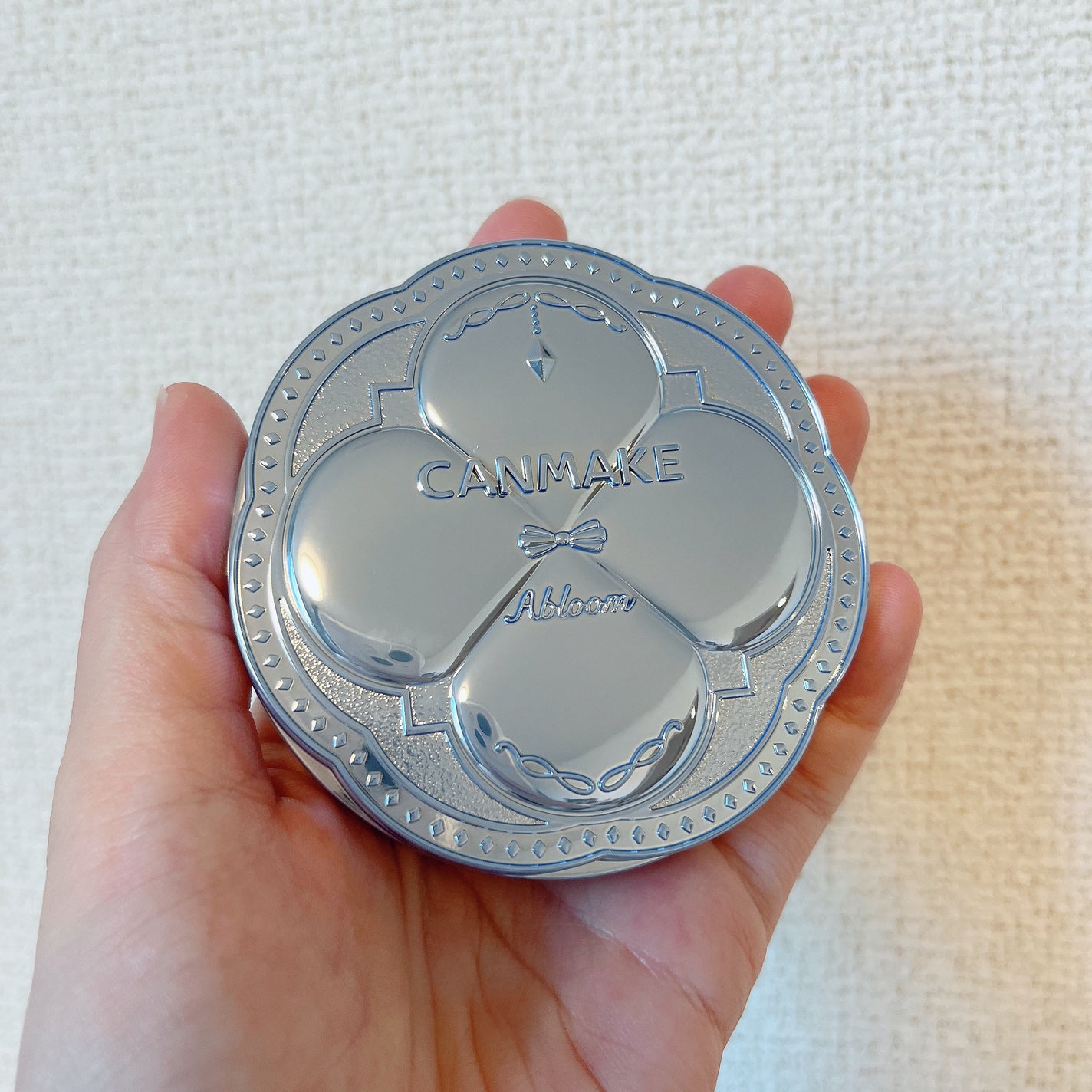 イルミネイティングフィニッシュパウダー ~Abloom~/キャンメイク/プレストパウダーを使ったクチコミ(2枚目)