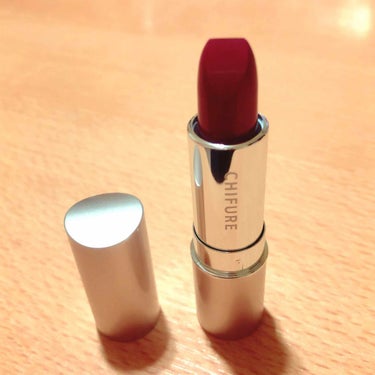 ちふれ口紅💄549番💄
エロリップとかって言われてるみたいで…欲しかったけどいつも売り切れ😣
今日やっとゲットできた😊💓