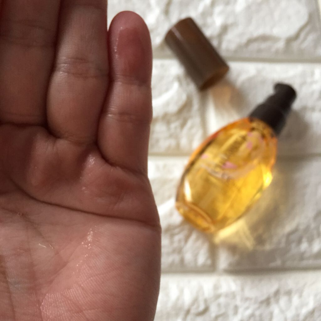 CCオイル/エッセンシャル/ヘアオイルを使ったクチコミ(4枚目)