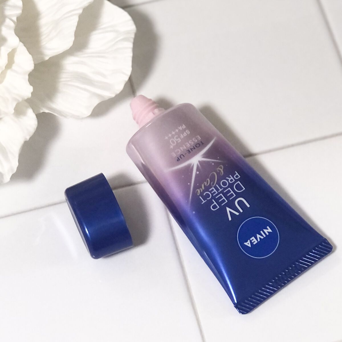 ニベアUV ディープ プロテクト＆ケア トーンアップ エッセンス/ニベア/日焼け止めローションを使ったクチコミ（3枚目）