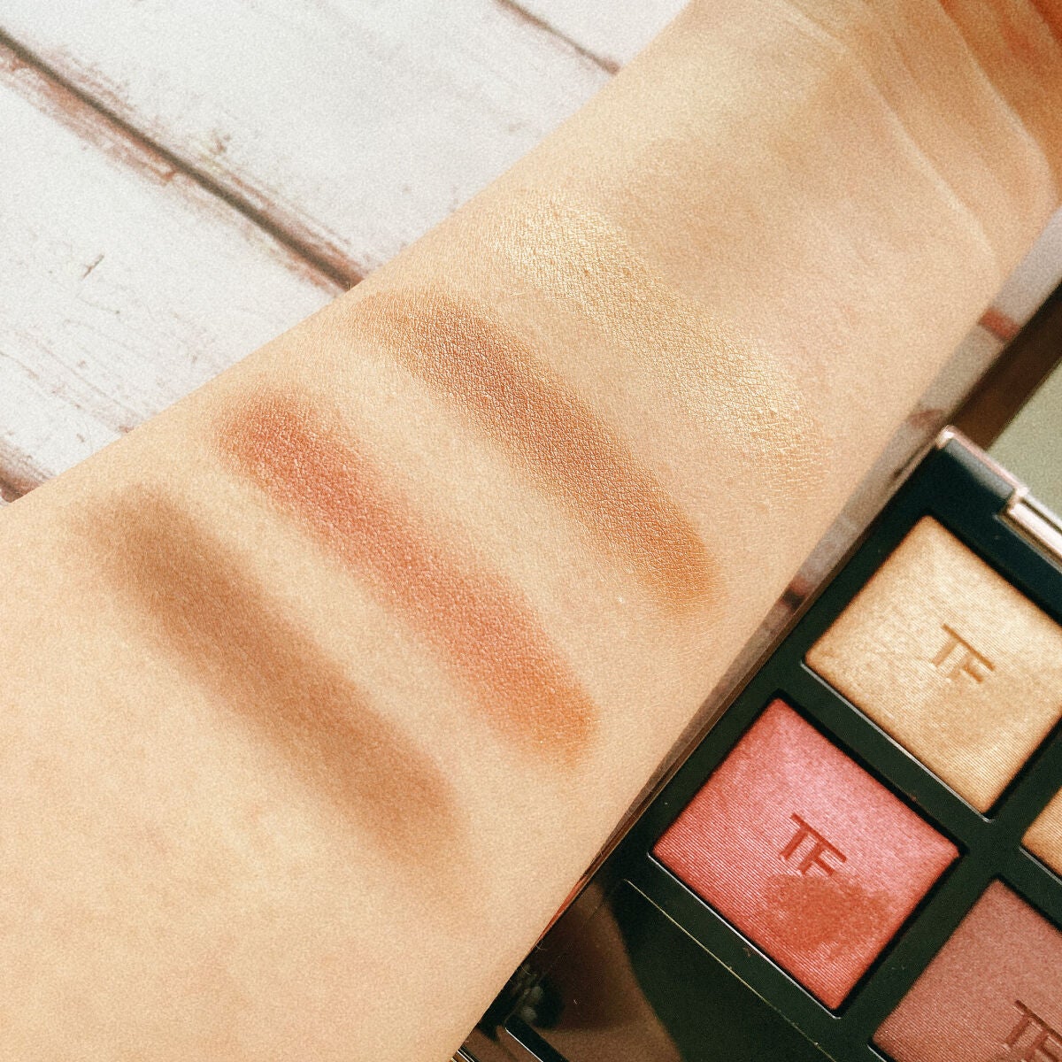 アイ カラー クォード/TOM FORD BEAUTY/アイシャドウパレットを使ったクチコミ(3枚目)