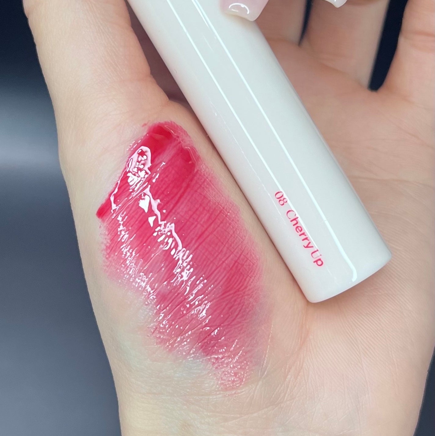 グラスティングカラーグロス/rom&nd/リップグロスを使ったクチコミ(4枚目)