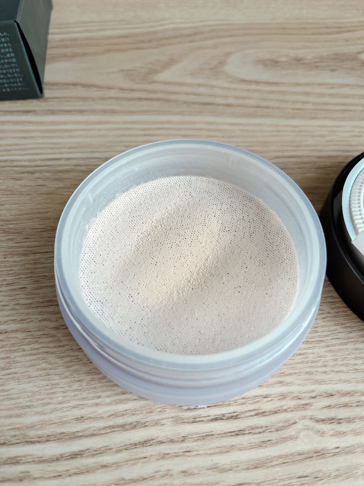 アドバンスドエシリアルスムースオペレーター ルースパウダー/THREE/ルースパウダーを使ったクチコミ(3枚目)