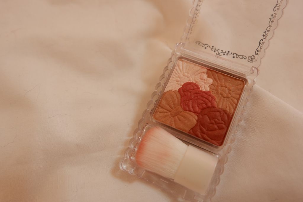 グロウフルールチークス/キャンメイク/パウダーチークを使ったクチコミ（2枚目）