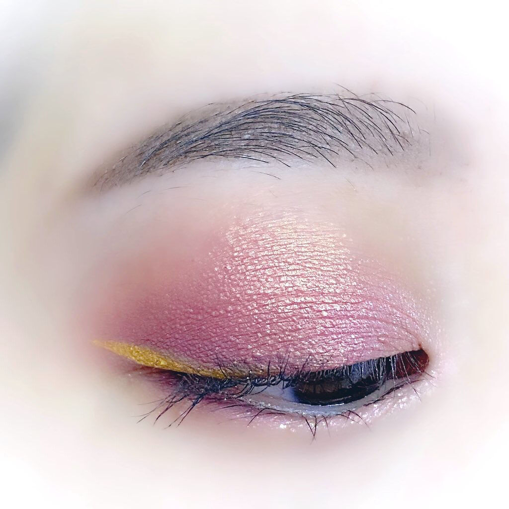  ブラッシュクラッシュ/ColourPop/アイシャドウパレットを使ったクチコミ（3枚目）