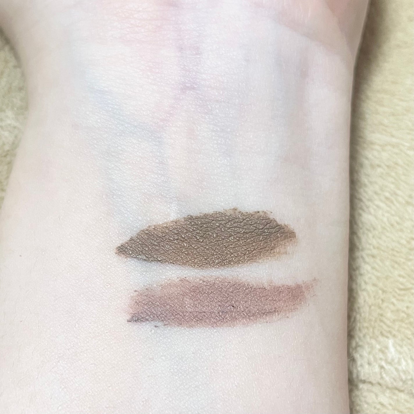 みぃちゃん on LIPS 「初投稿です✨今人気の眉マスカラを紹介!────────────..」(2枚目)