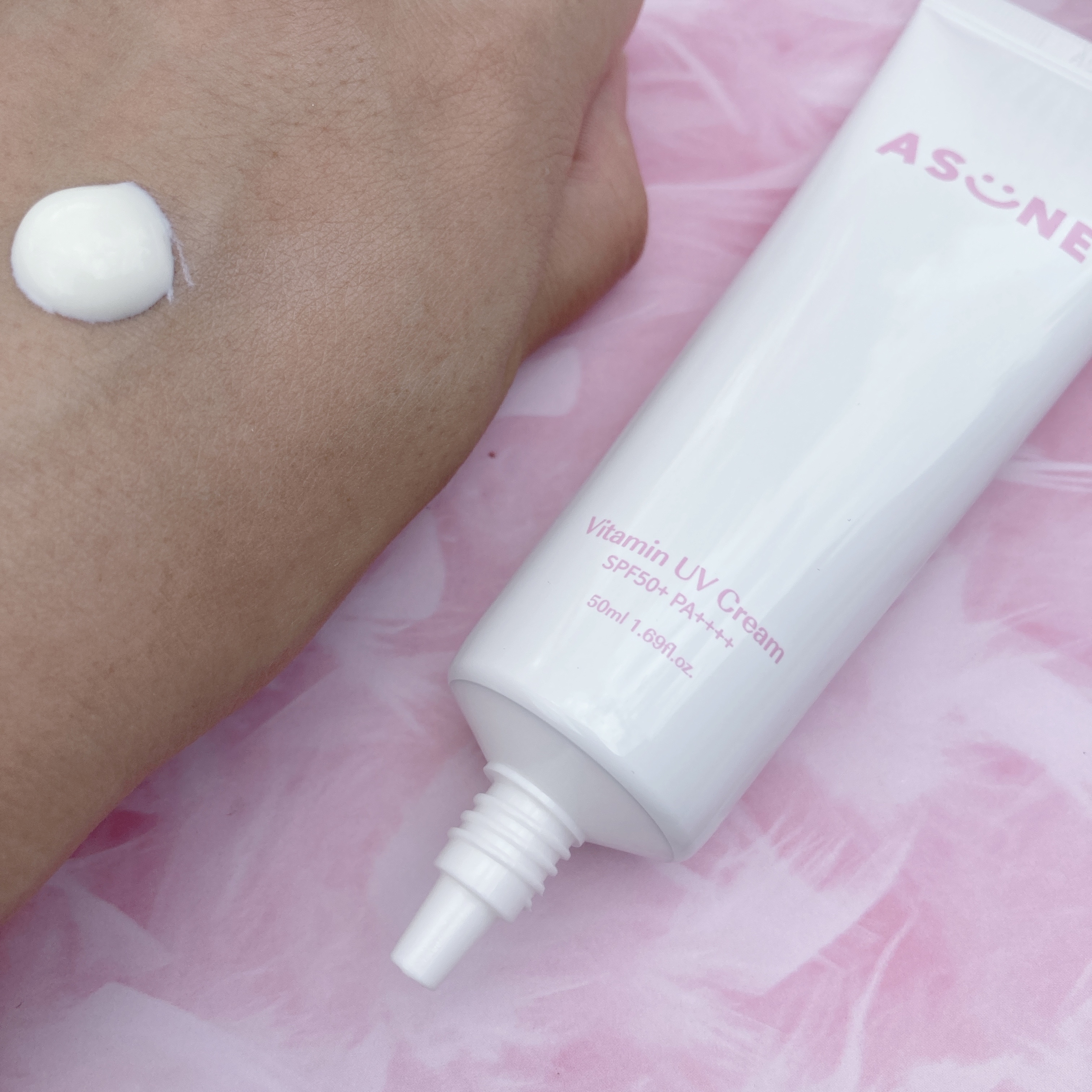 ビタミン UVクリーム/ASUNE /日焼け止めクリームを使ったクチコミ（2枚目）