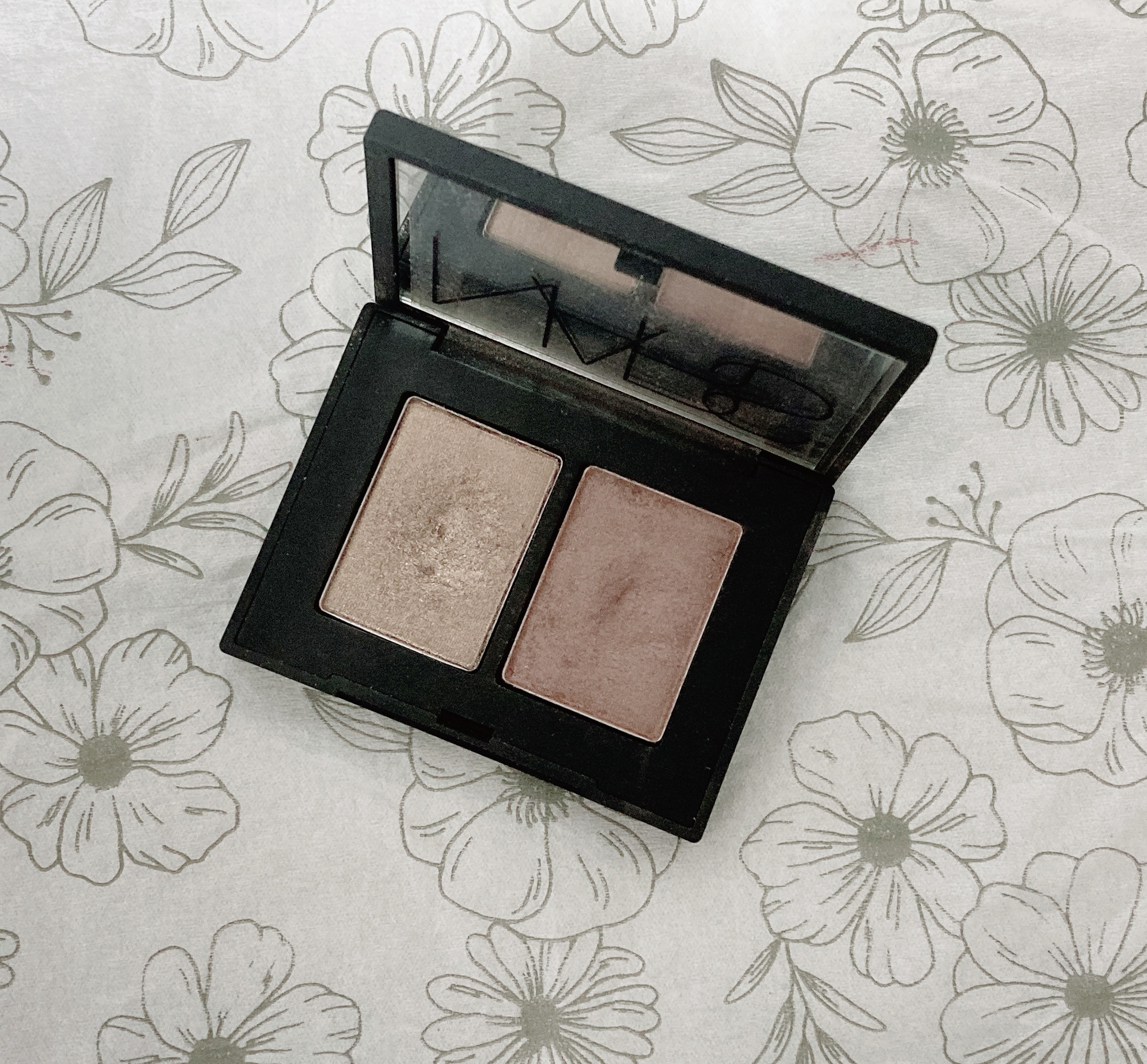 ミニオーガズム ブラッシュ＆リップデュオ/NARS/メイクアップキットを使ったクチコミ（2枚目）