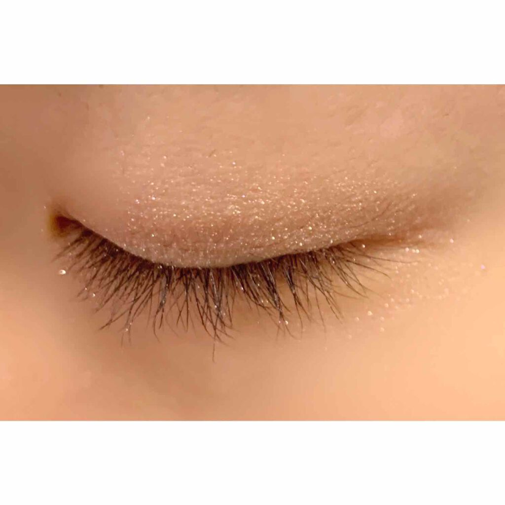 タカハシモエ on LIPS 「【目元が透き通る】毎日メイクに欠かせない可愛すぎる大粒のラメが..」(3枚目)