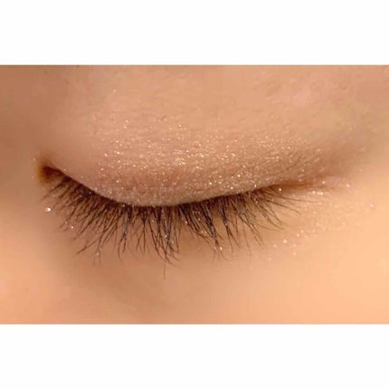 タカハシモエ on LIPS 「【目元が透き通る】毎日メイクに欠かせない可愛すぎる大粒のラメが..」(3枚目)