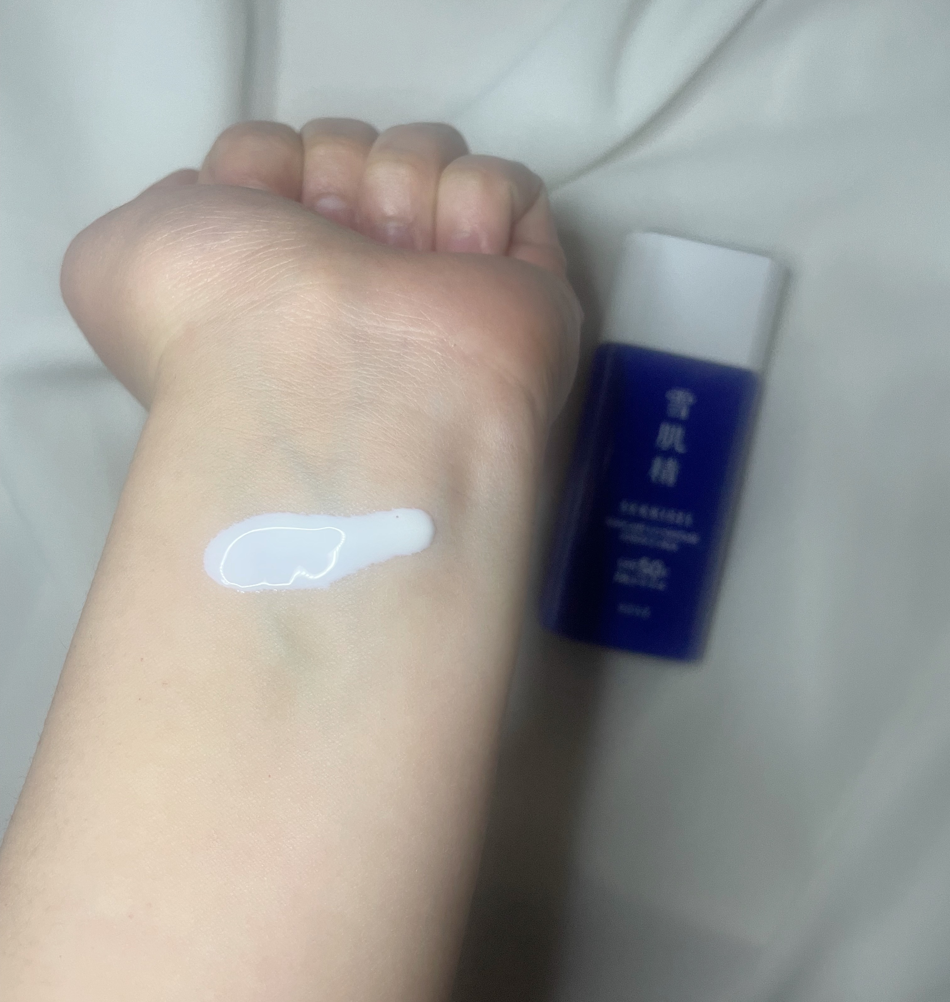 クリアウェルネス ＵＶエッセンスジェル/雪肌精/日焼け止めジェルを使ったクチコミ（3枚目）