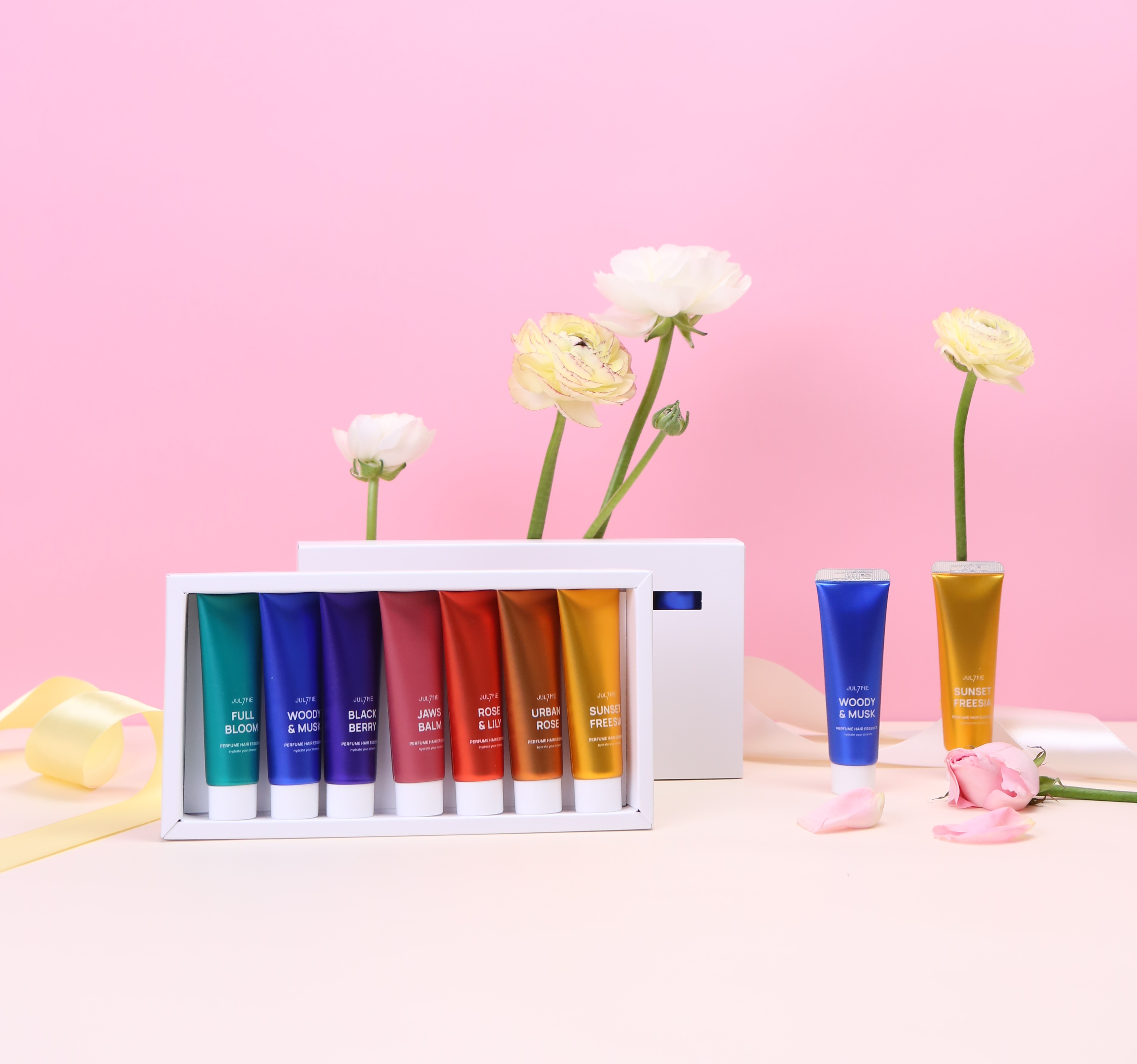 LIPSで『髪に塗る香水』で大人気のヘアエッセンス💛7種類の香りが試せるセットをLIPSユーザーの皆様に抽選でプレゼント🎁（1枚目）