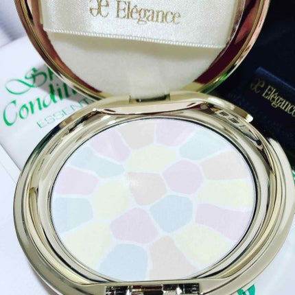 ラ プードル オートニュアンス/Elégance/プレストパウダーを使ったクチコミ(1枚目)