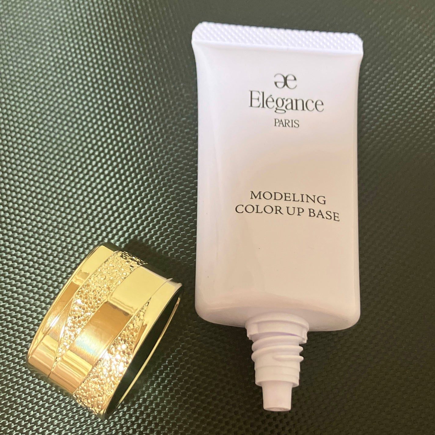 エレガンス モデリング カラーアップ ベース/Elégance/化粧下地を使ったクチコミ(2枚目)