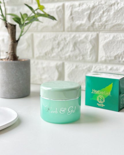 ハーブ&ゲル/ナチュラルウェーブ/オールインワン化粧品を使ったクチコミ(5枚目)