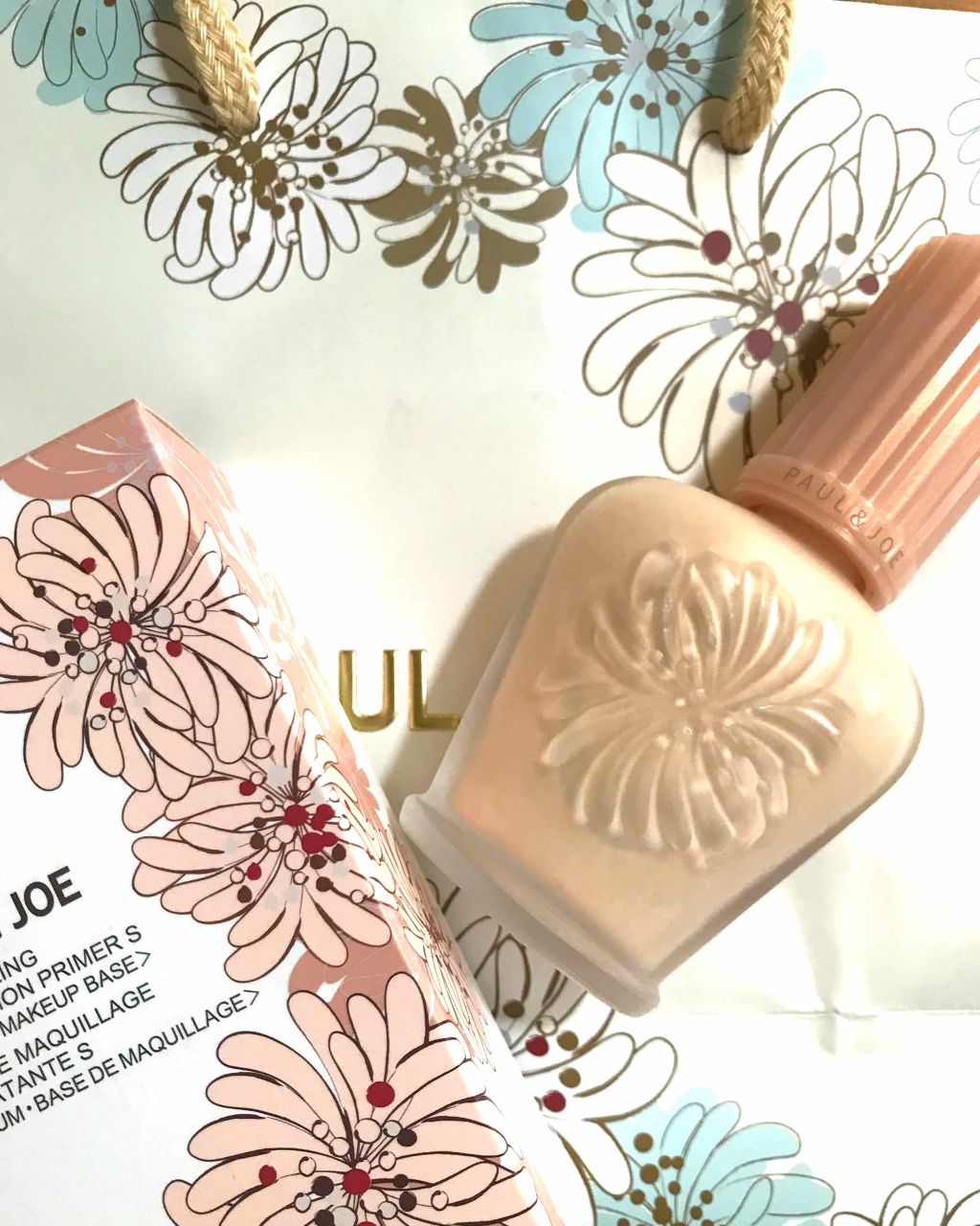 モイスチュアライジング ファンデーション プライマー S/PAUL & JOE BEAUTE/化粧下地を使ったクチコミ（1枚目）