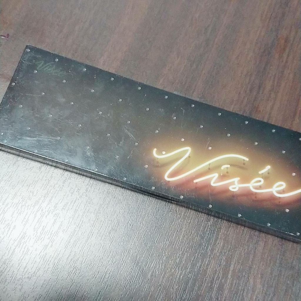 グラマラスリッチ アイパレット (クリスマスコフレ 2018)/Visée/メイクアップキットを使ったクチコミ(1枚目)