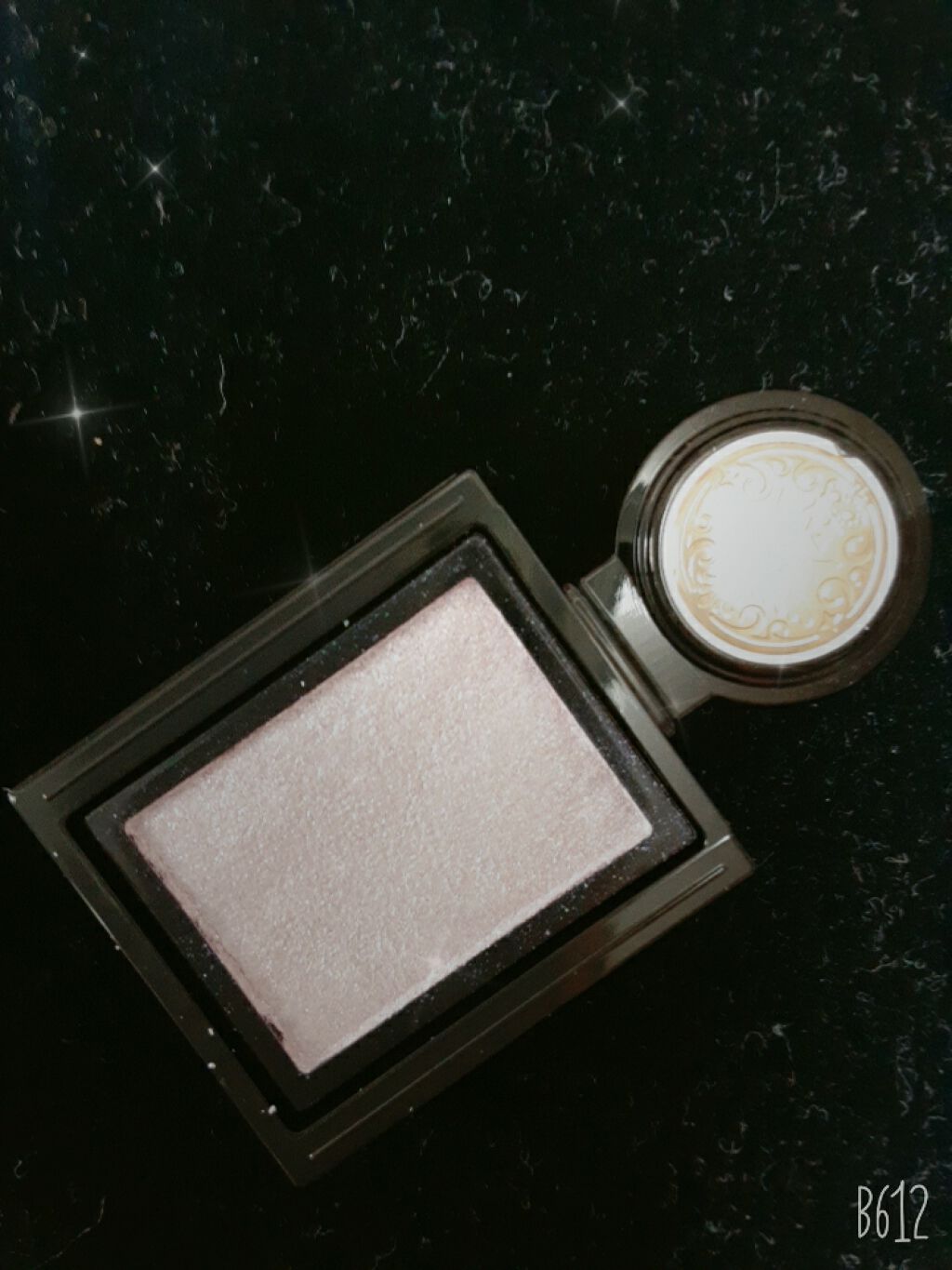 シャドーカスタマイズ/MAJOLICA MAJORCA/単色アイシャドウを使ったクチコミ(2枚目)