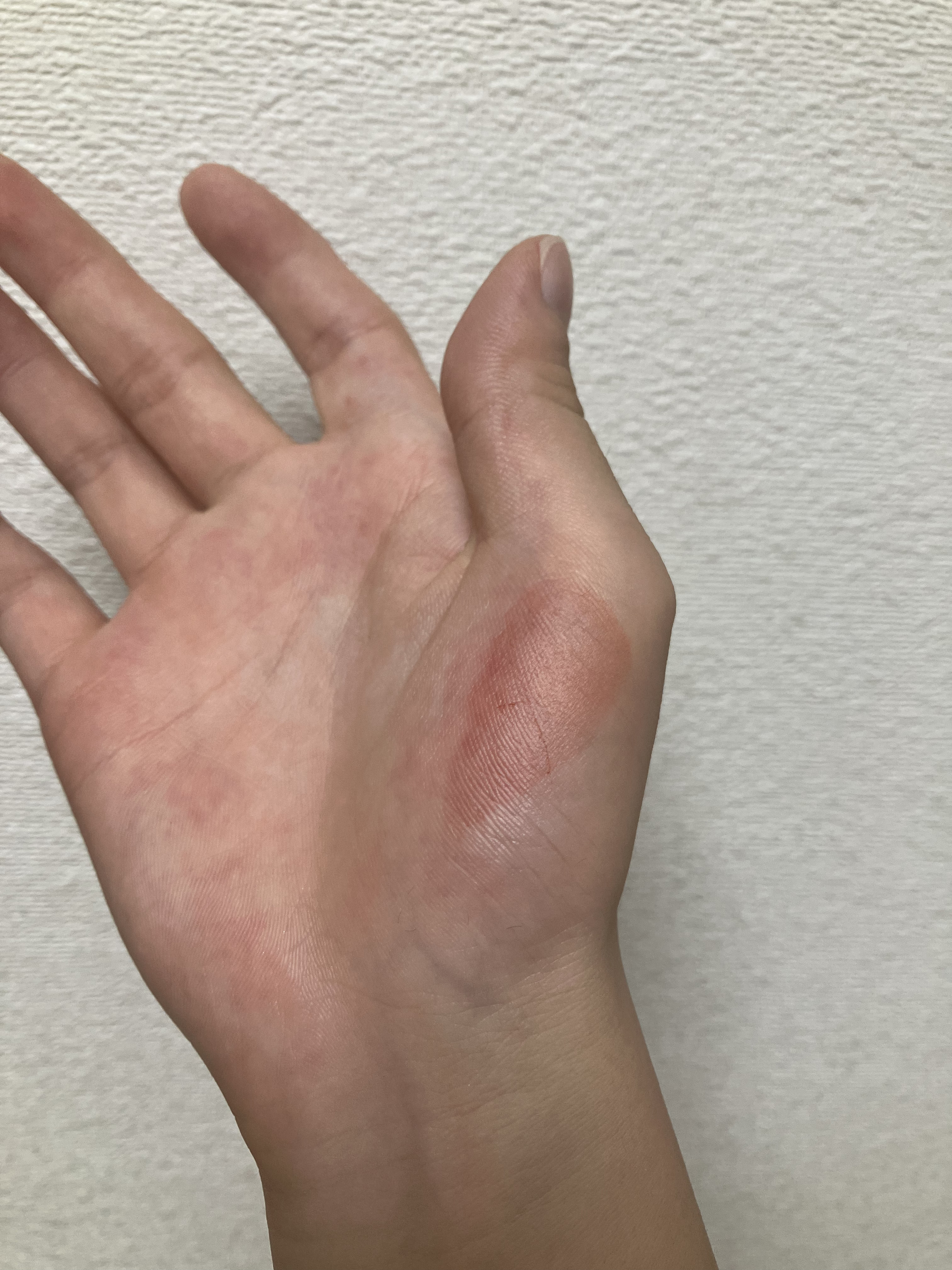 ドリーミーレイトナイト メロウティント/MERZY/リップティントを使ったクチコミ（2枚目）